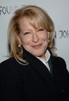 Bette Midler photo